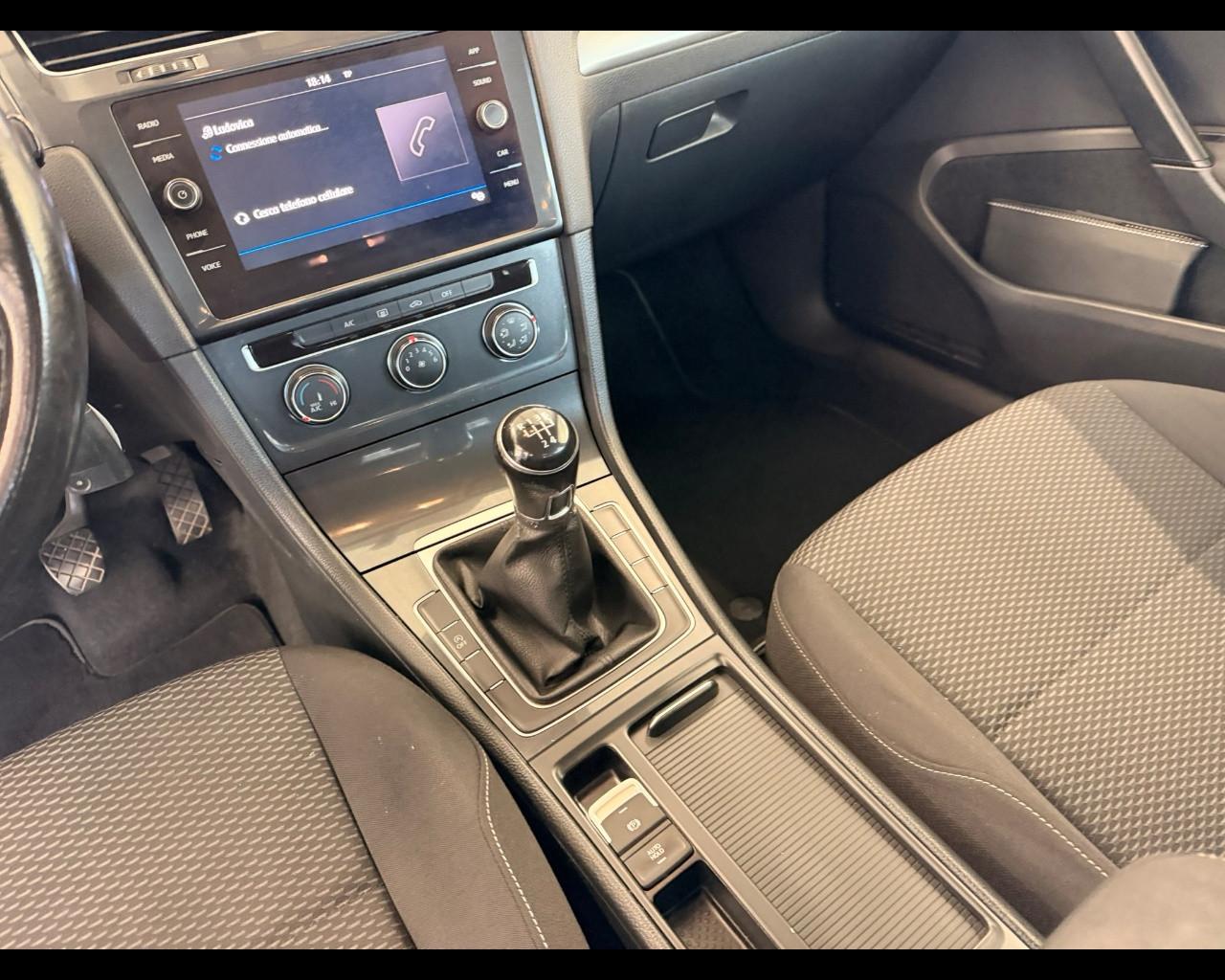 VOLKSWAGEN Golf 7ª serie - Golf 1.0 TSI 85 CV 5p. Trendline BlueMotion Technology