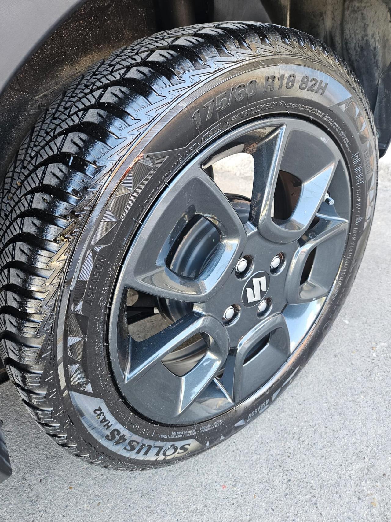 Suzuki Ignis 1.2 4WD benz/ibrido AllGrip 66kw 90cv