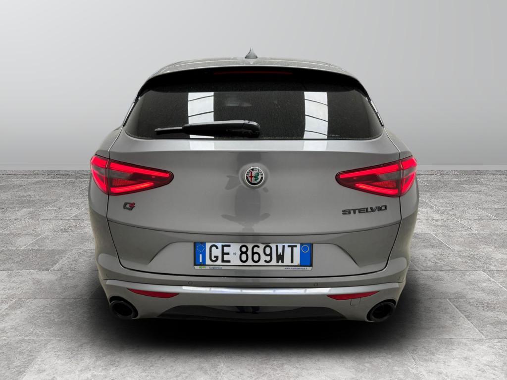 ALFA ROMEO Stelvio 2017 - Stelvio 2.2 t Lusso Q4 210cv auto