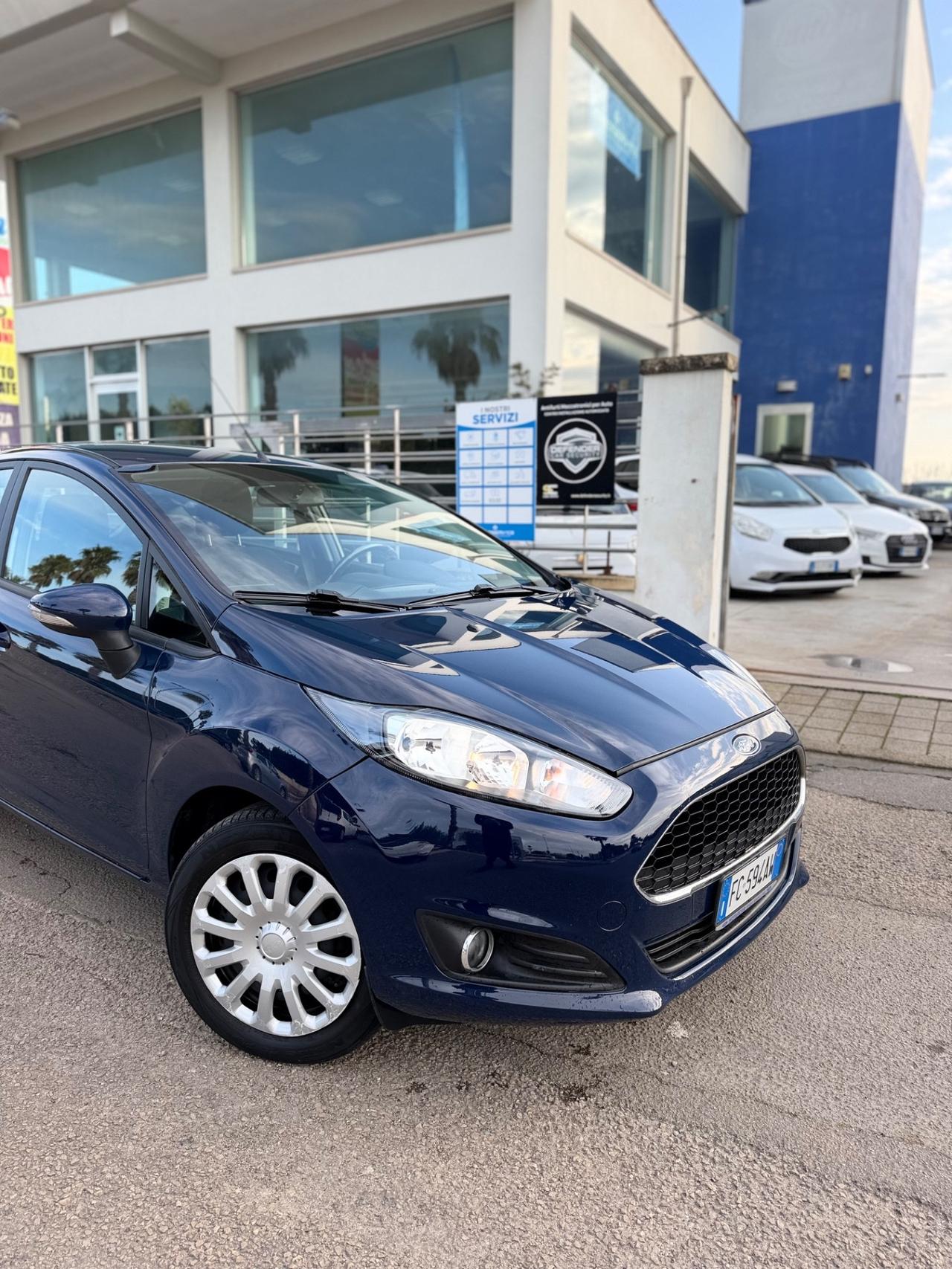 Ford Fiesta 1.4 5 porte Bz.- GPL Black & White Edition