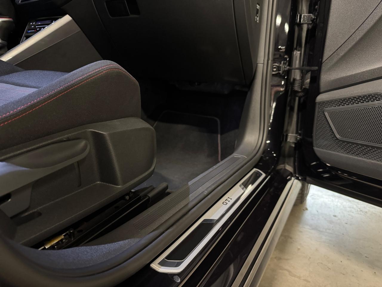 Volkswagen Polo 2.0 TSI DSG GTI