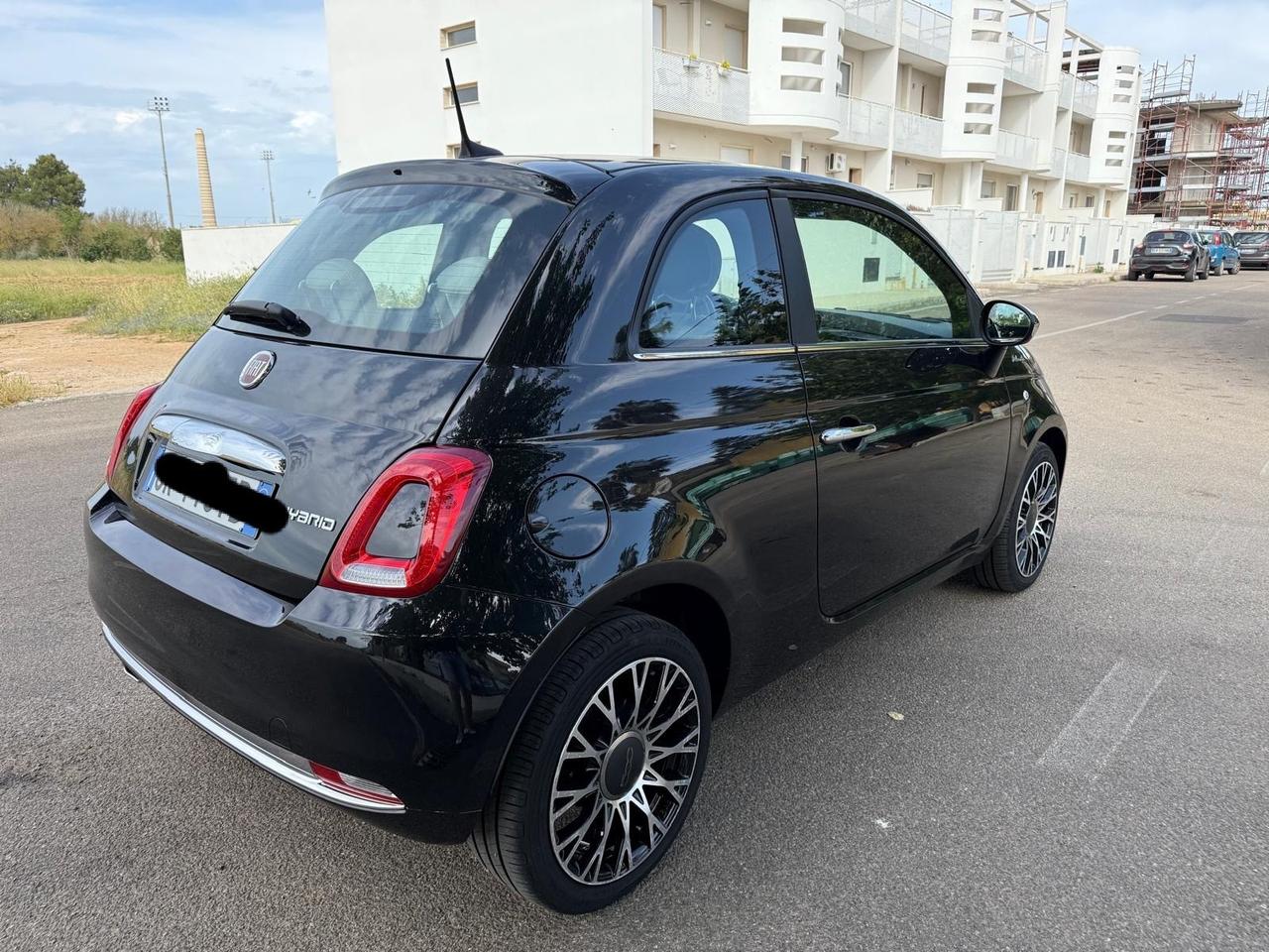 Fiat 500 1.0 Hybrid Dolcevita con TETTUCCIO