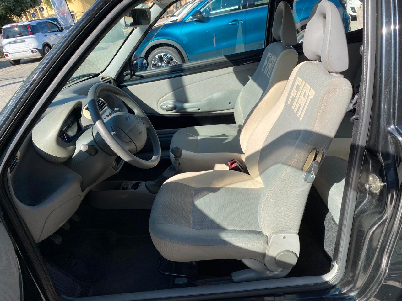 Fiat 600 1.1 Active (class)