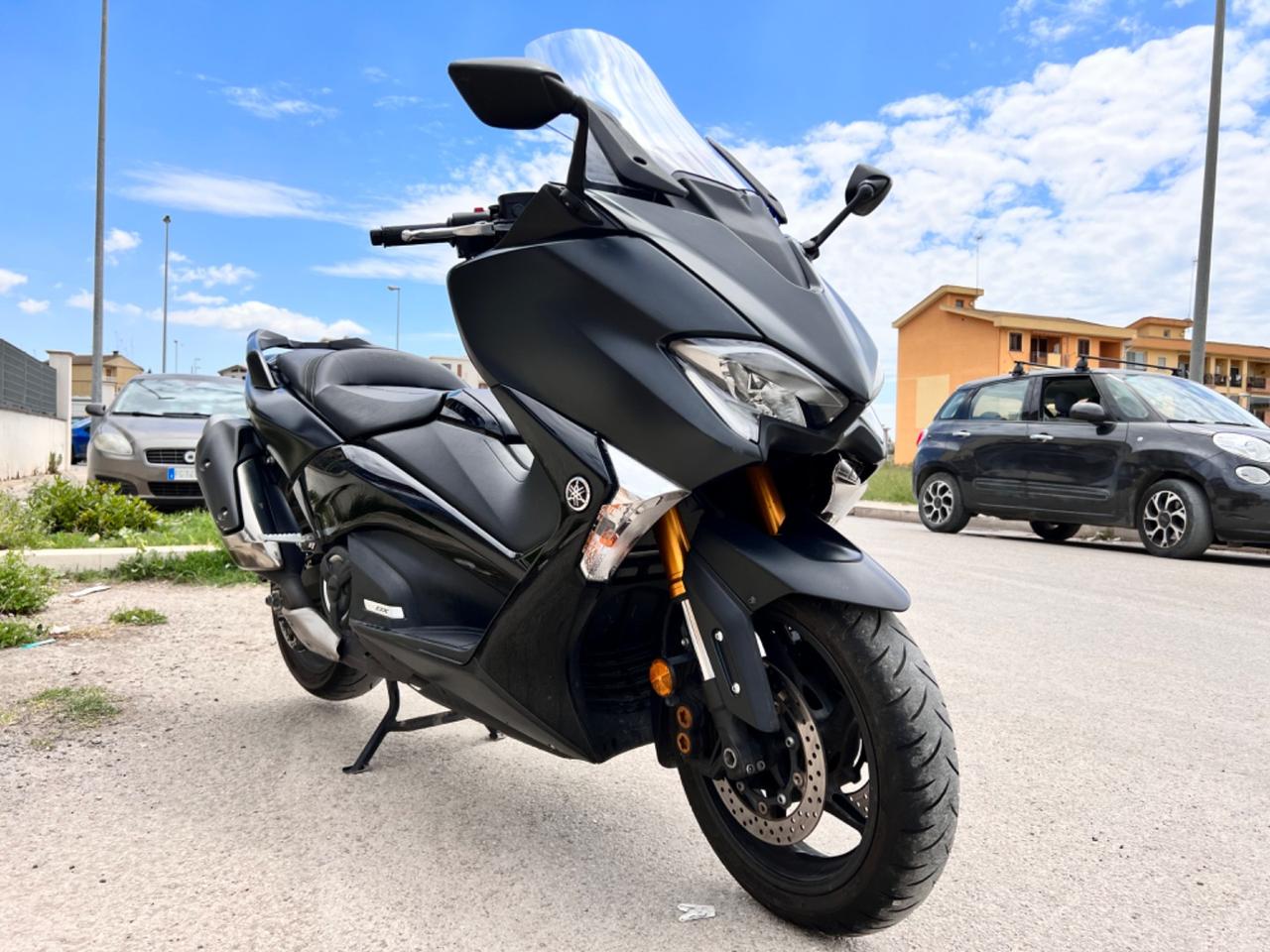 Yamaha T Max 530 DX