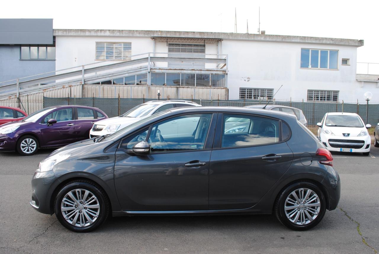 PEUGEOT 208 1.2 82 CV OK NEOPATENTATI