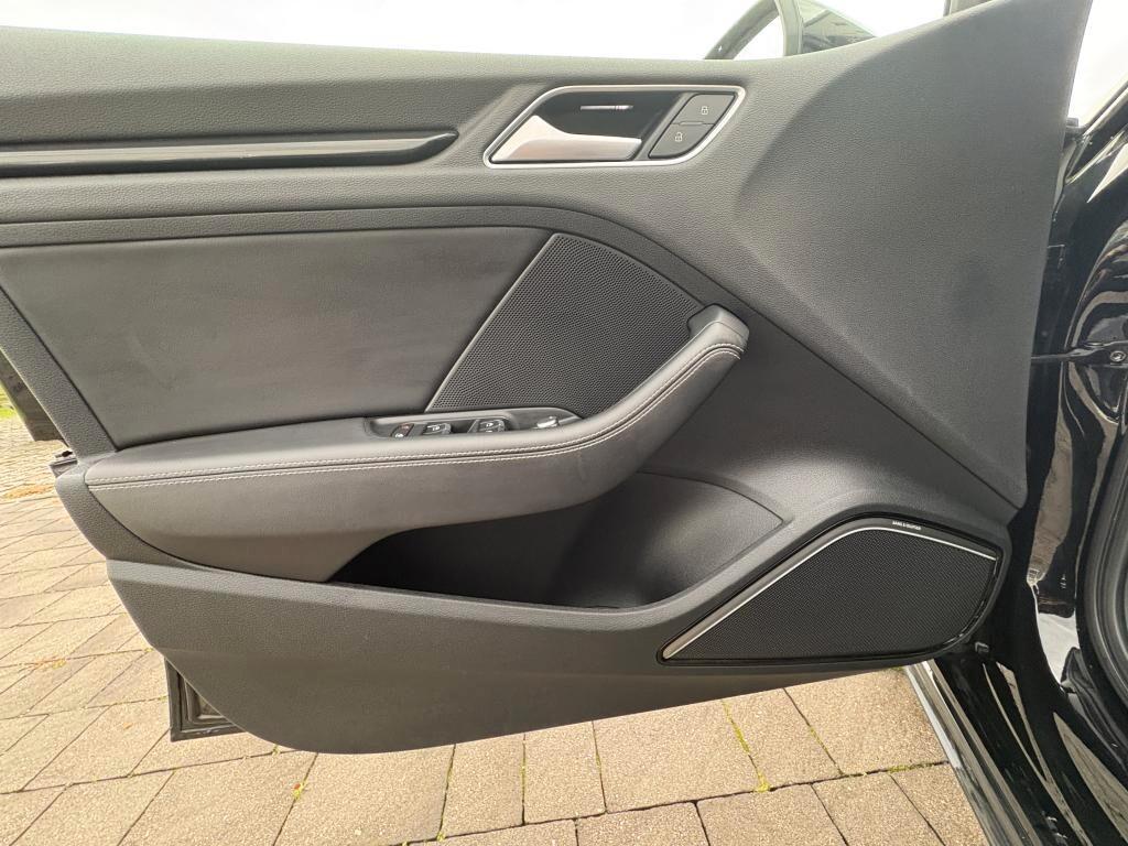 Audi S3 Sportback 2.0 TFSI quattro S tronic