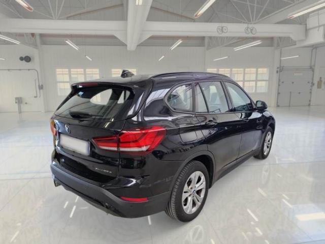 BMW X1 xDrive25e Business Advantage - Grandinata