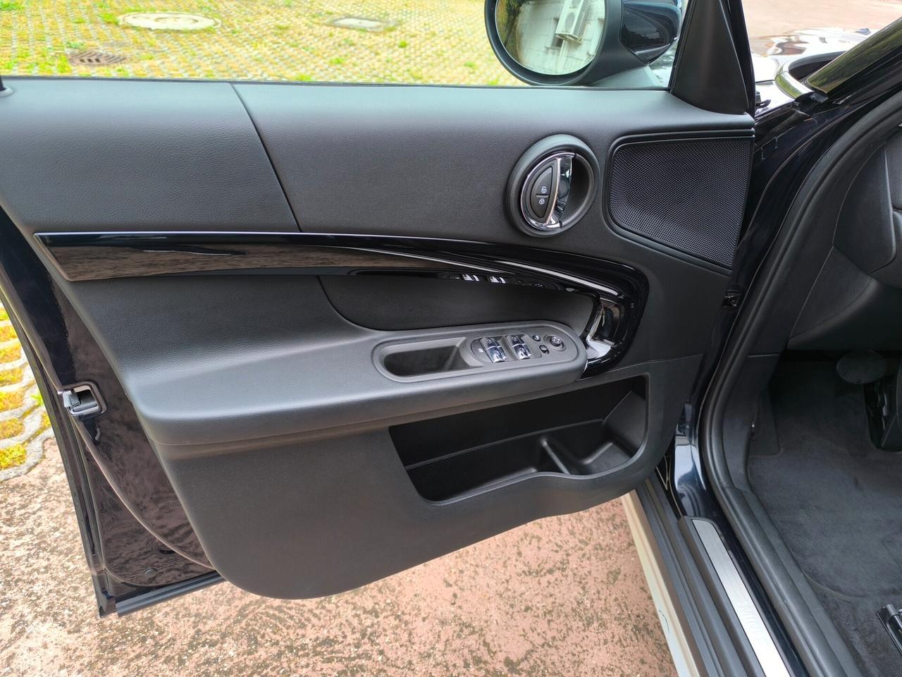 Mini Cooper Countryman 1.5 Business