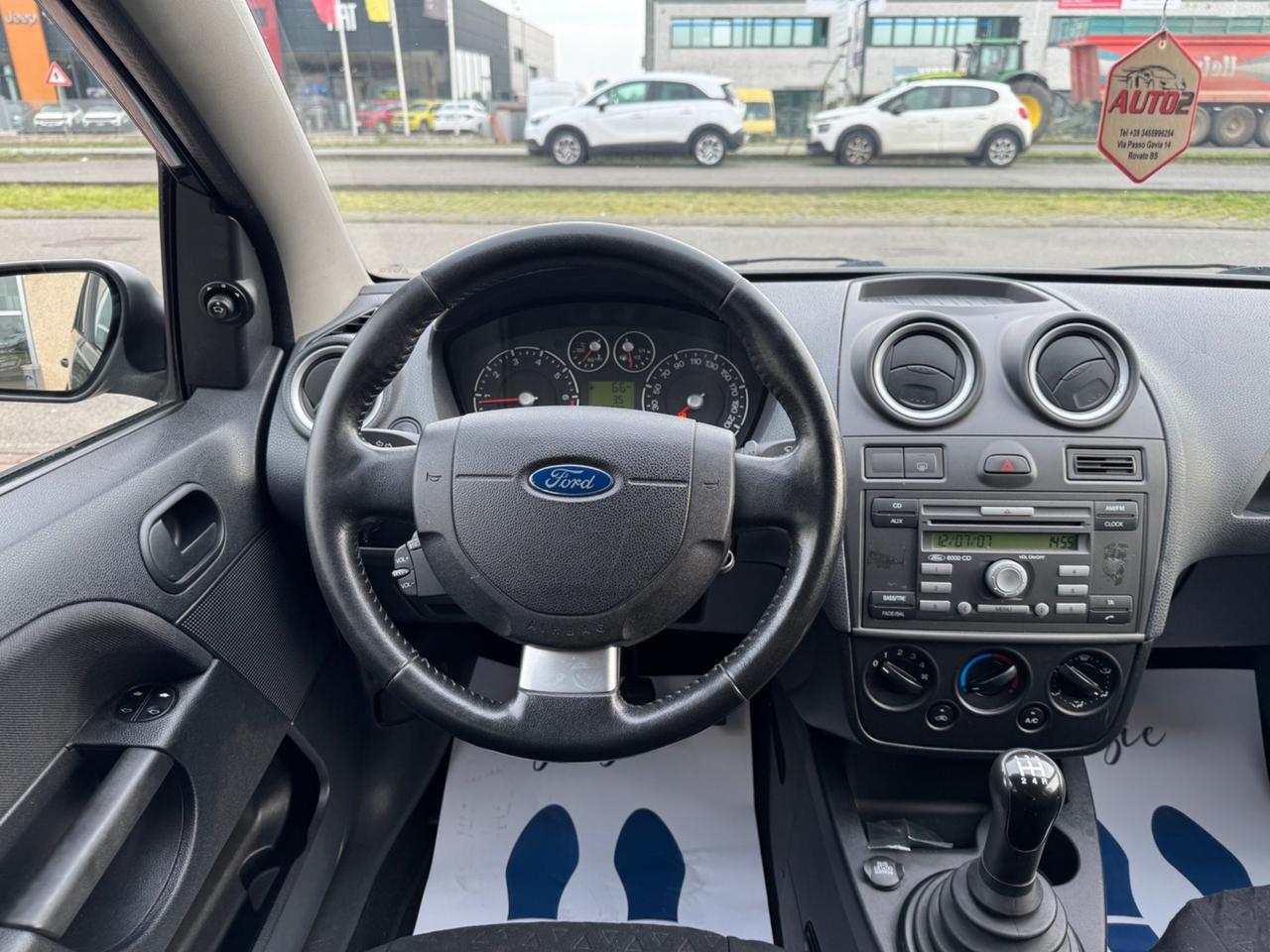 Ford Fiesta 1.2 Benzina. Ok Neopatentati