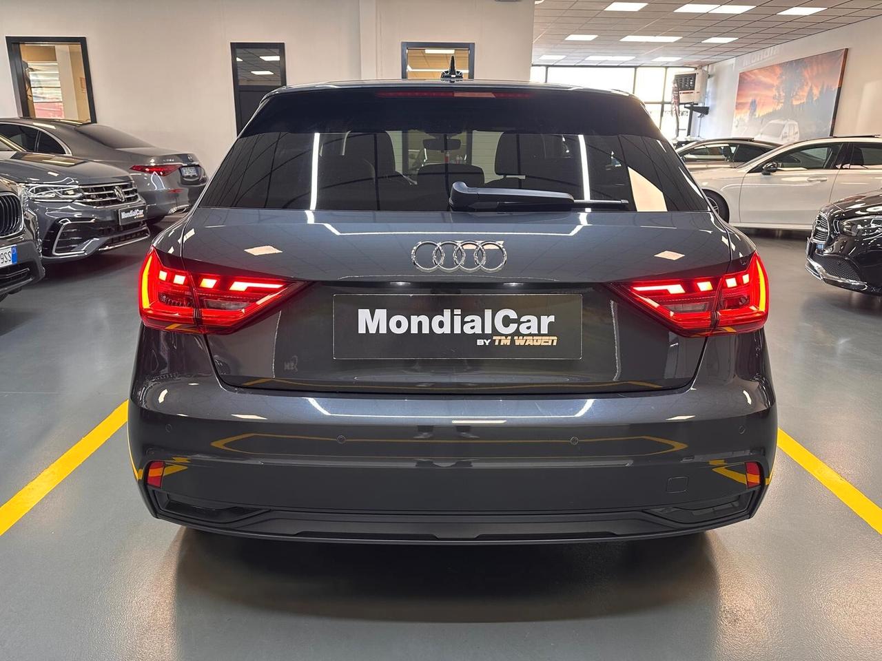 Audi A1 Sportback 25 1.0 tfsi Identity Black s-tronic * AUTOMATICA 49.000 KM *