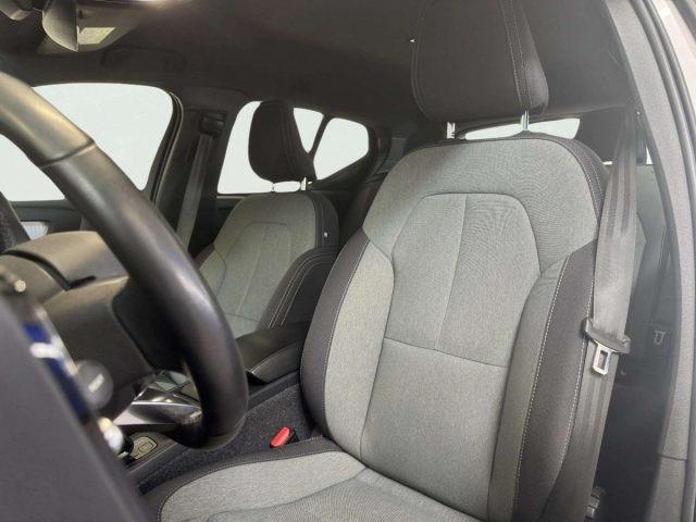 VOLVO XC40 B3 CORE AUTOMATICA