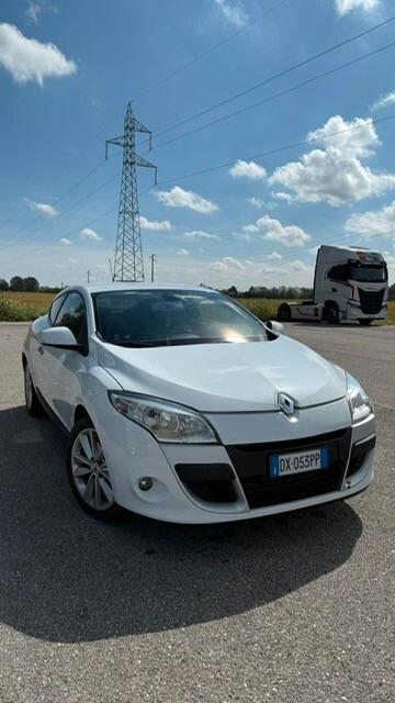 Renault Megane Mégane Coupé 2.0 TCe 180CV Luxe