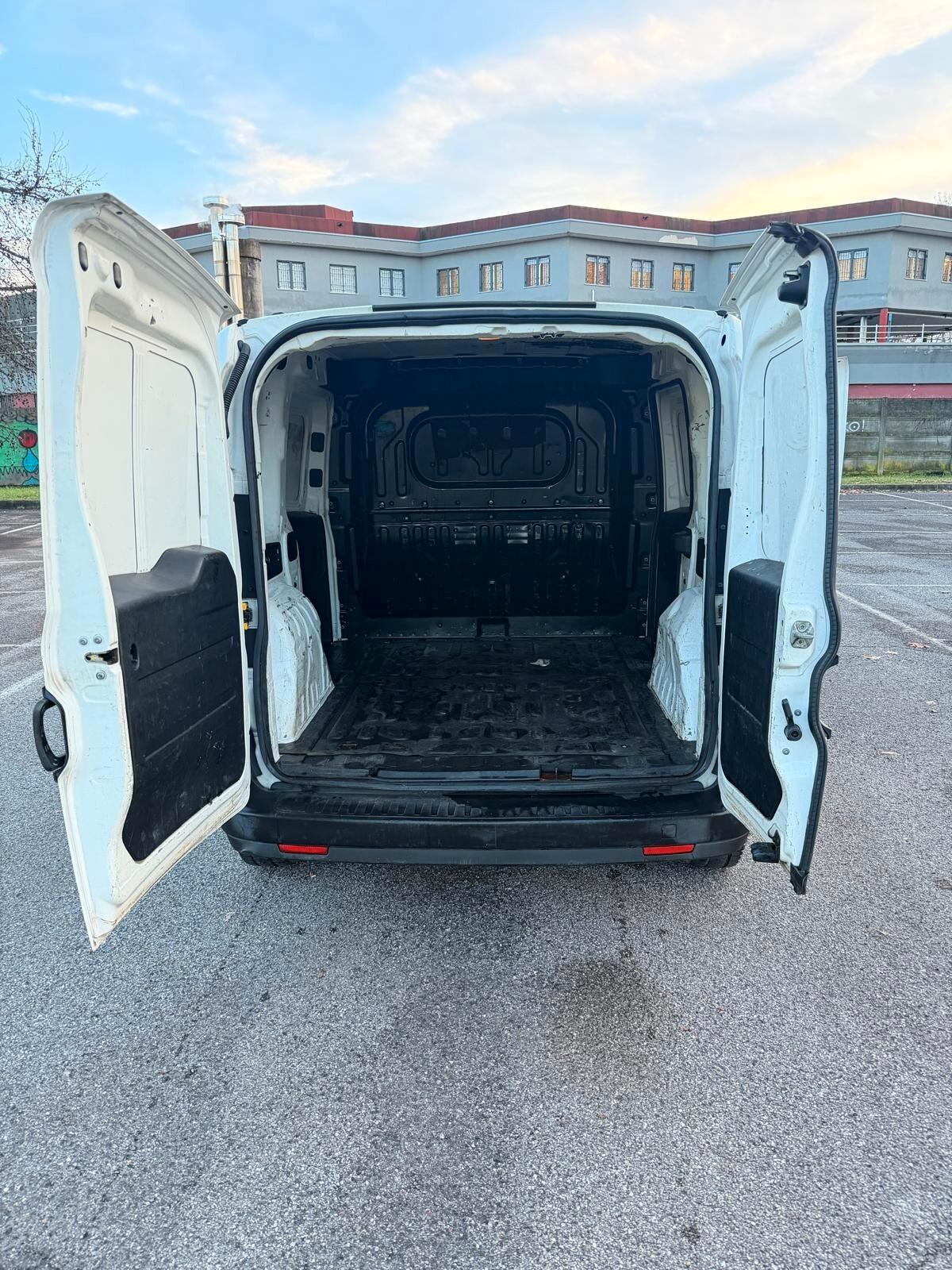 Fiat Doblò 1.3 MJT PC Combi N1