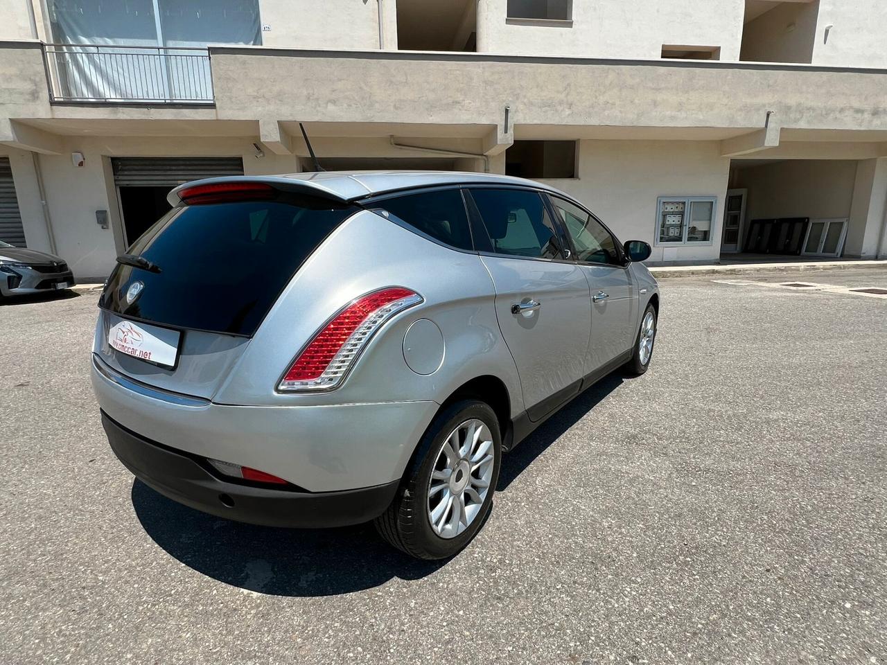 Lancia Delta 1.6 MJT DPF Platino