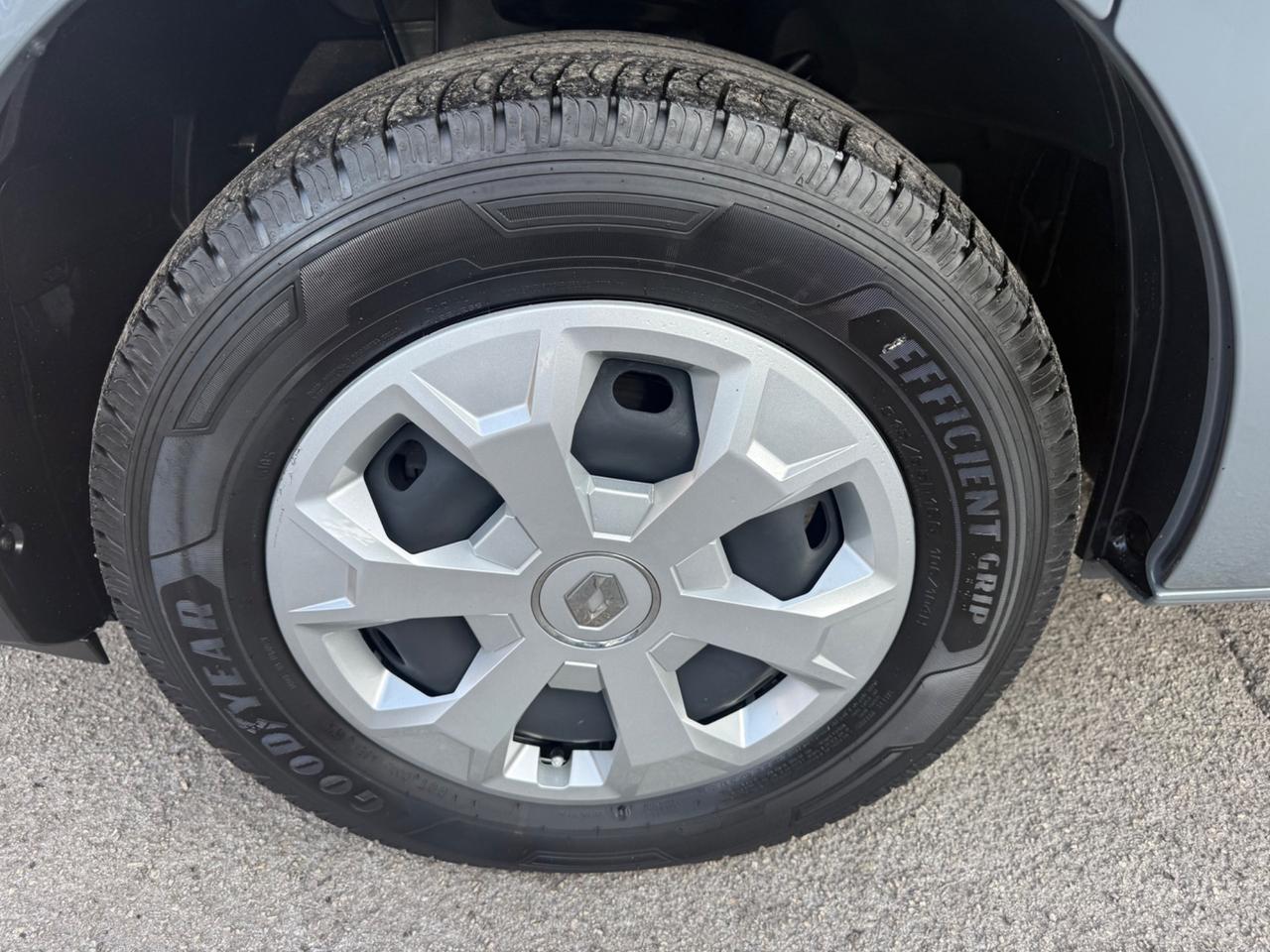 Renault Trafic BluedCi 150CV PL-TN 9 posti Pulmino