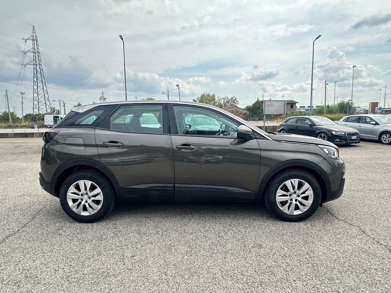 Peugeot 3008 1.5 BlueHDi 130 S&S Business - 2020