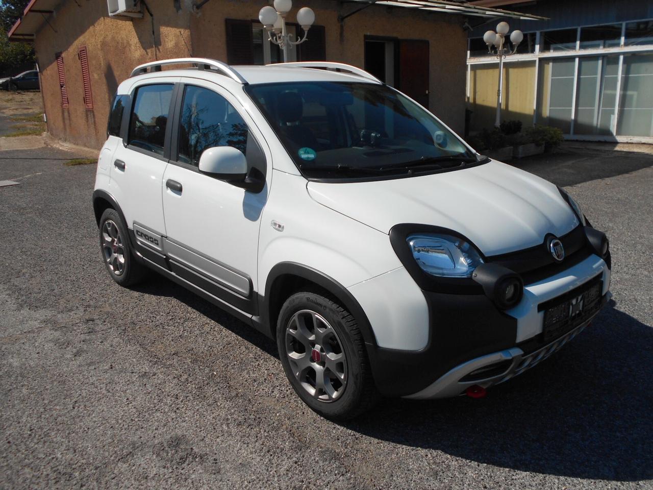 Fiat Panda 1.0 FireFly S&S Hybrid City Cross