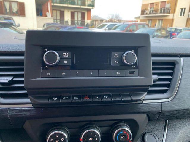 RENAULT Trafic BluedCi 150CV PL Equilibre 9 POSTI