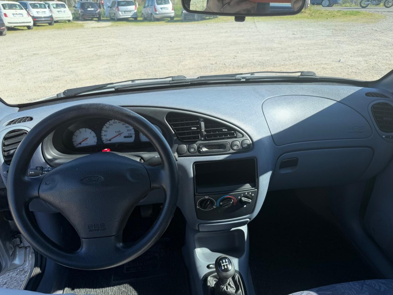 Ford Fiesta 1.2i 16V