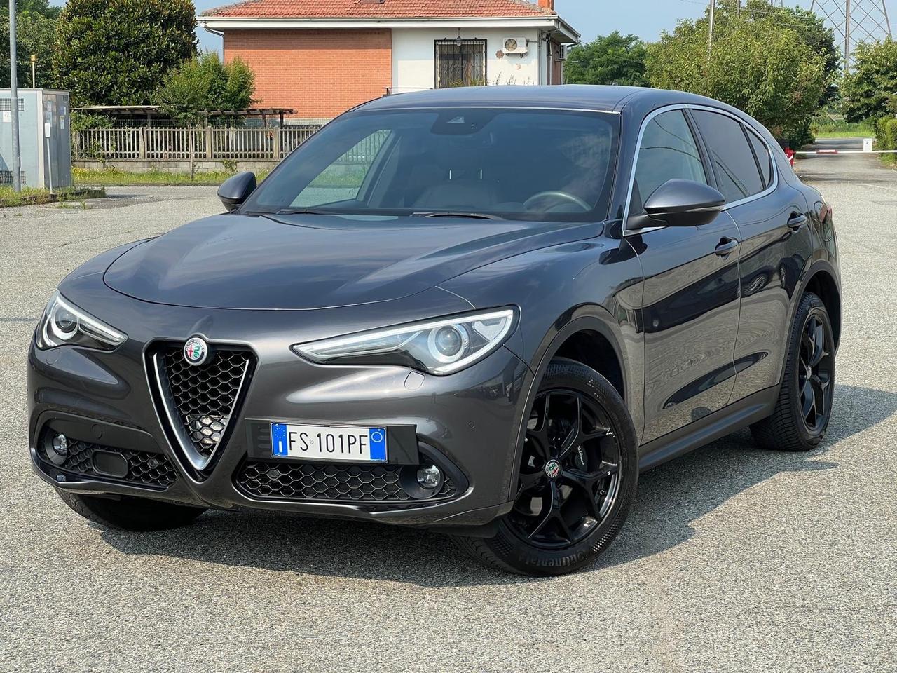 Alfa Romeo Stelvio 2.2 Turbodiesel 210 CV AT8 Q4 Executive **PROMO**