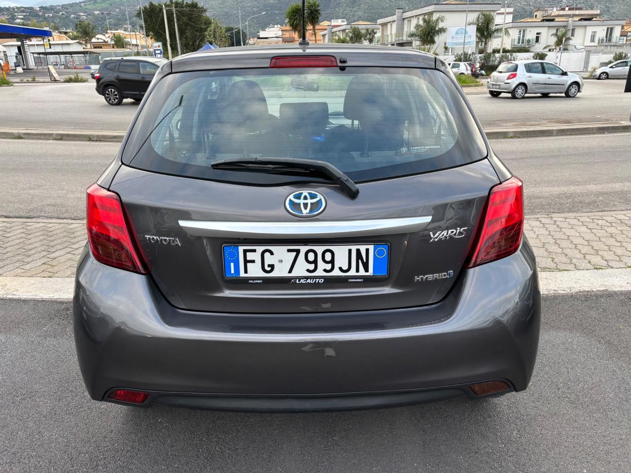 Toyota Yaris 1.5 Hybrid 5 porte Active