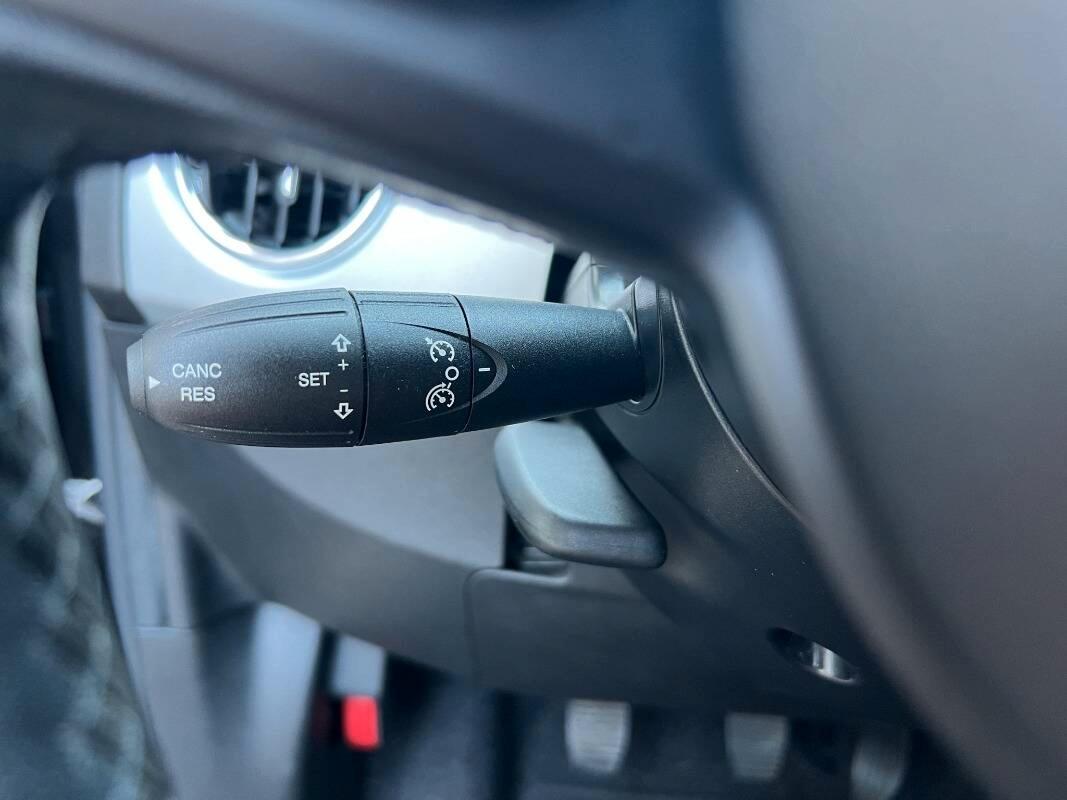 Fiat 500 1.0 hybrid Connect 70cv