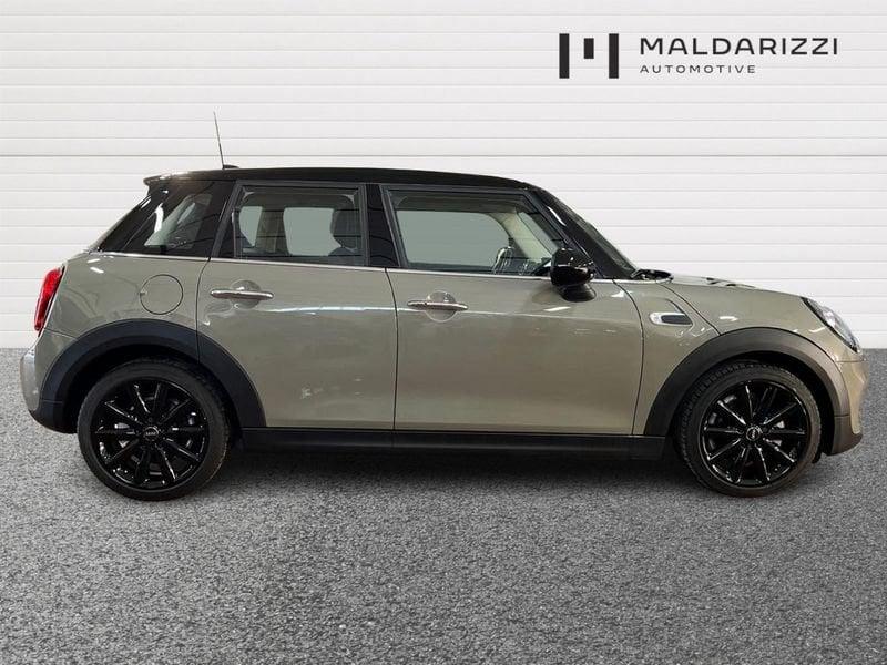 MINI Mini 5 porte Mini IV F55 2018 5p Mini 5p 1.5 Cooper D Hype auto