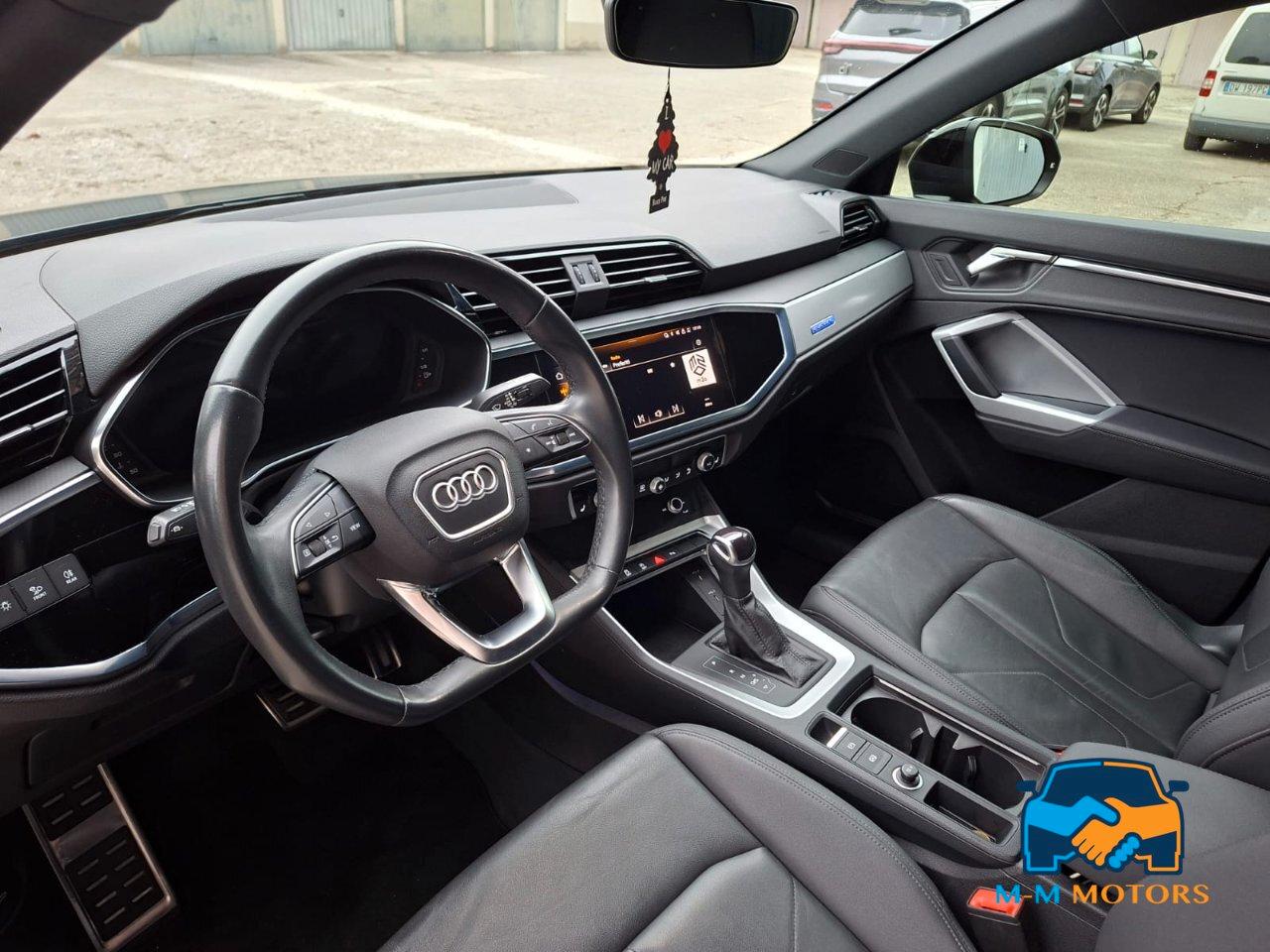 Audi Q3 Sportback 45 2.0 tfsi Identity Black quattro 245cv s.-tronic