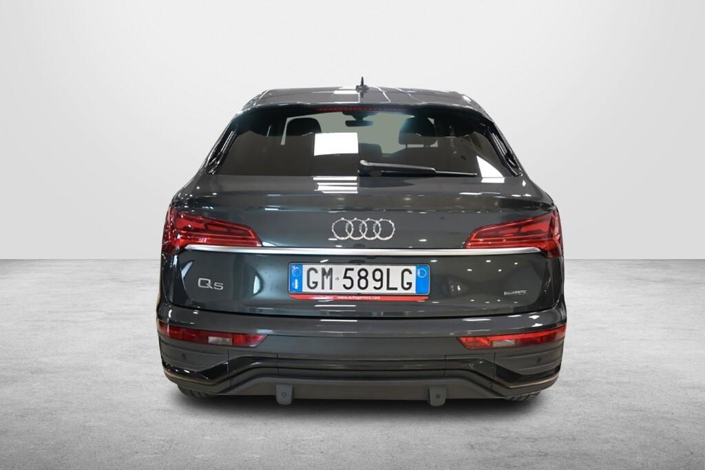 AUDI Q5 SPORTBACK 40 TDI 204CV S-TRONIC QUATTRO BUSINESS ADVANCED ( FARI LED - VIRTUAL COCKPIT - CLIMA TRIZONA - CRUISE - NAVI - MIRROR - PDC - TELECAMERA POST. - CERCHI 18 )
