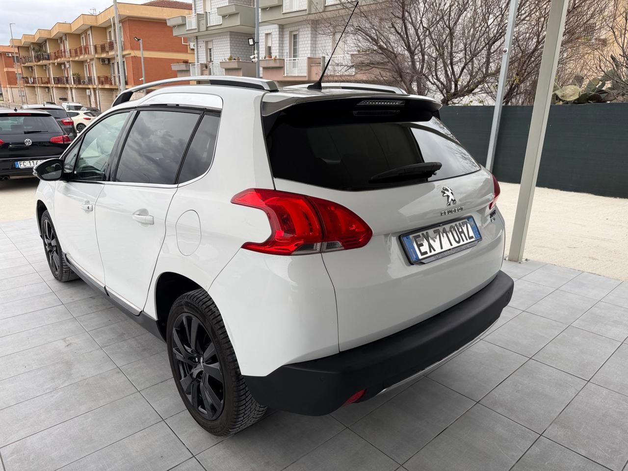 Peugeot 2008 1.6 e-HDi 115 CV Stop&Start Allure