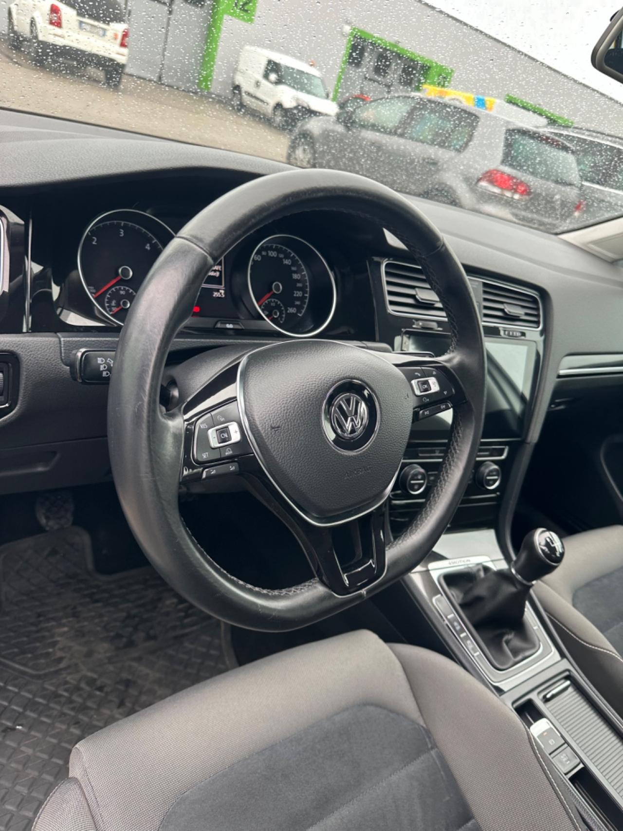 Volkswagen Golf 2.0 TDI 5p. 4MOTION Highline BlueMotion Tech.