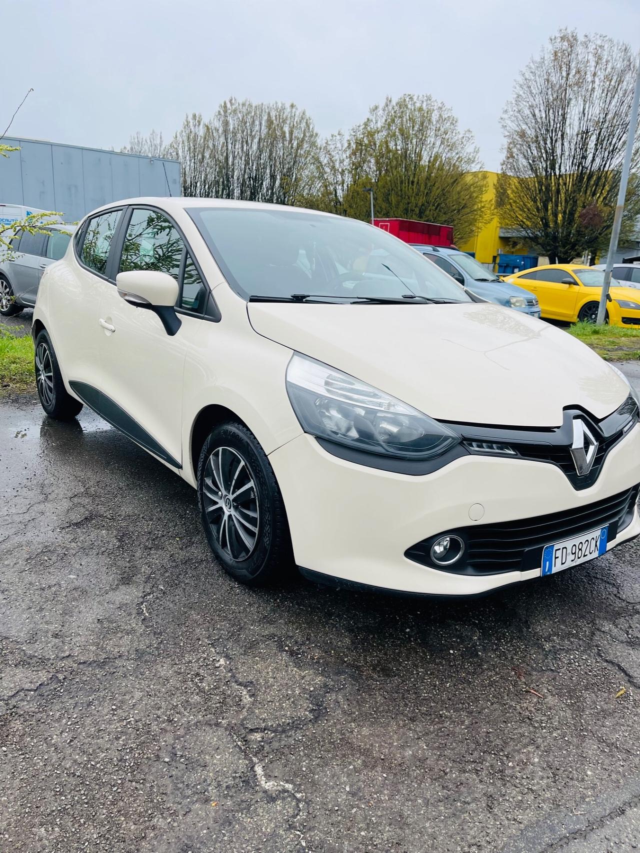 Renault Clio 1.2 75CV 5 porte Life