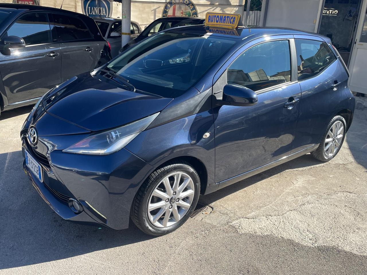 Toyota Aygo 1.0 12V VVT-i 3 porte Active Connect