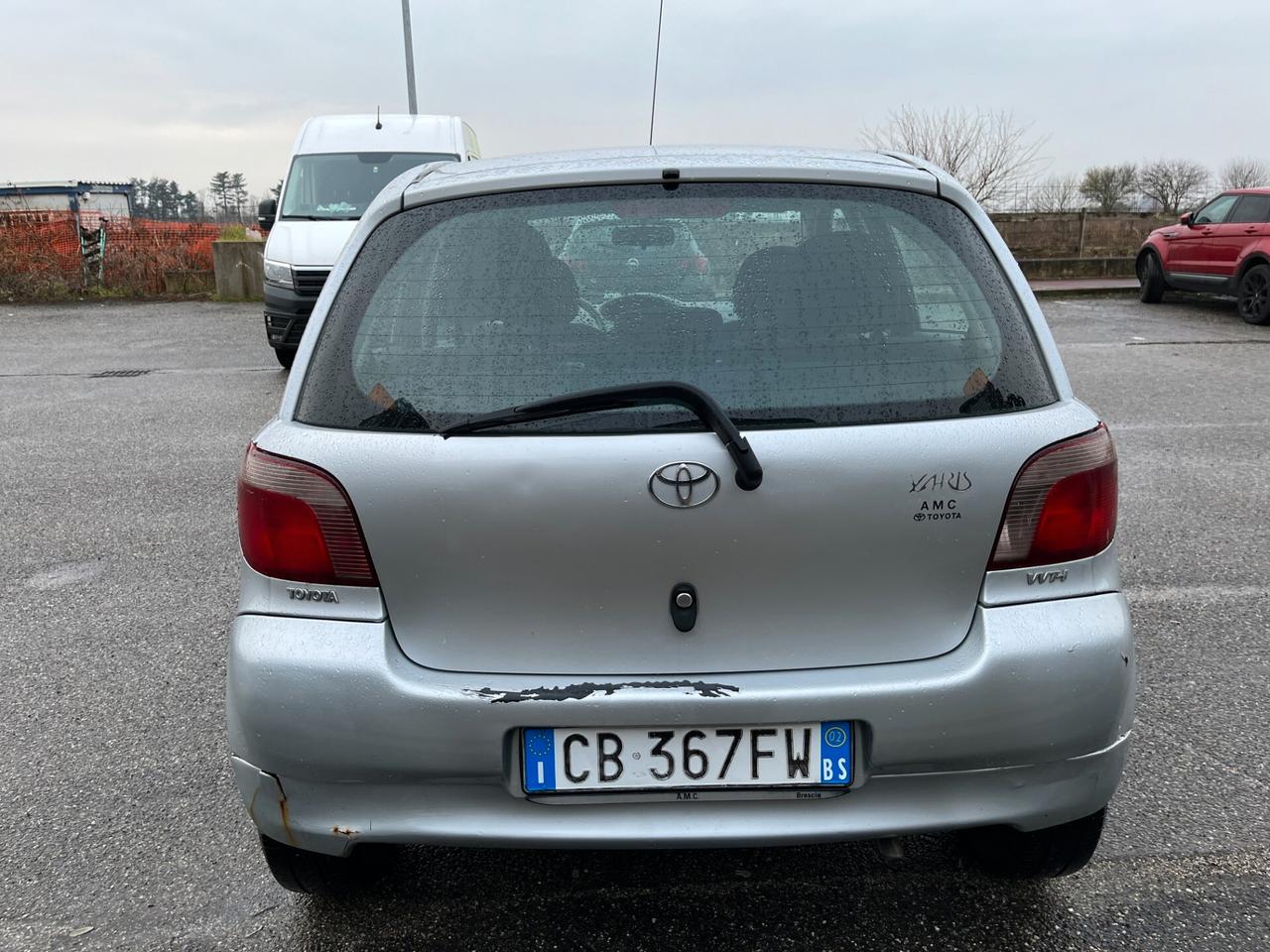 Toyota Yaris 1.0i 16V cat 5 porte Sol SOLI 147320 KM ORIGINALI ADATTA AI NEOPATENTATI