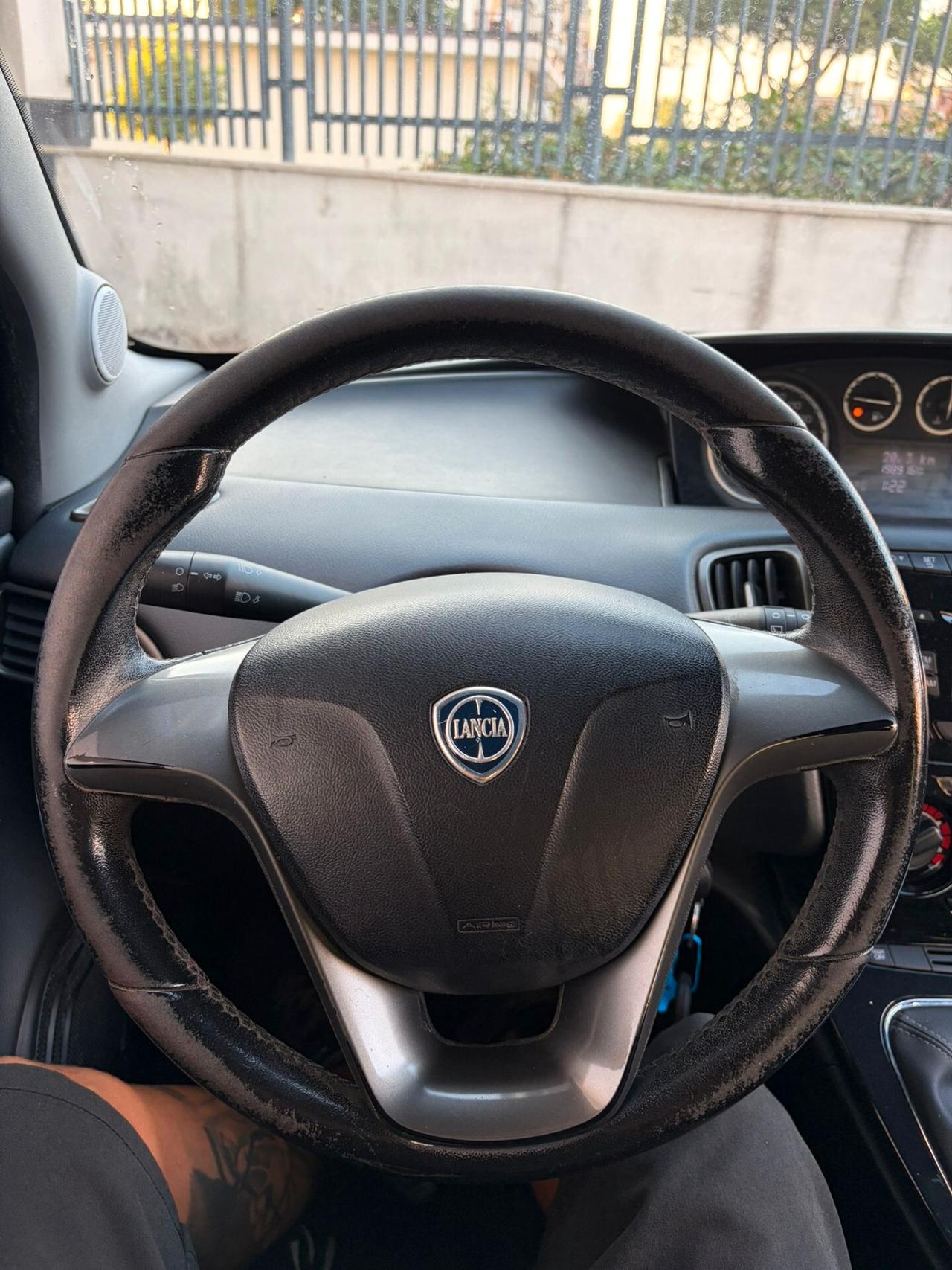 Lancia Ypsilon 1.2 69 CV 5 porte S&S Platinum