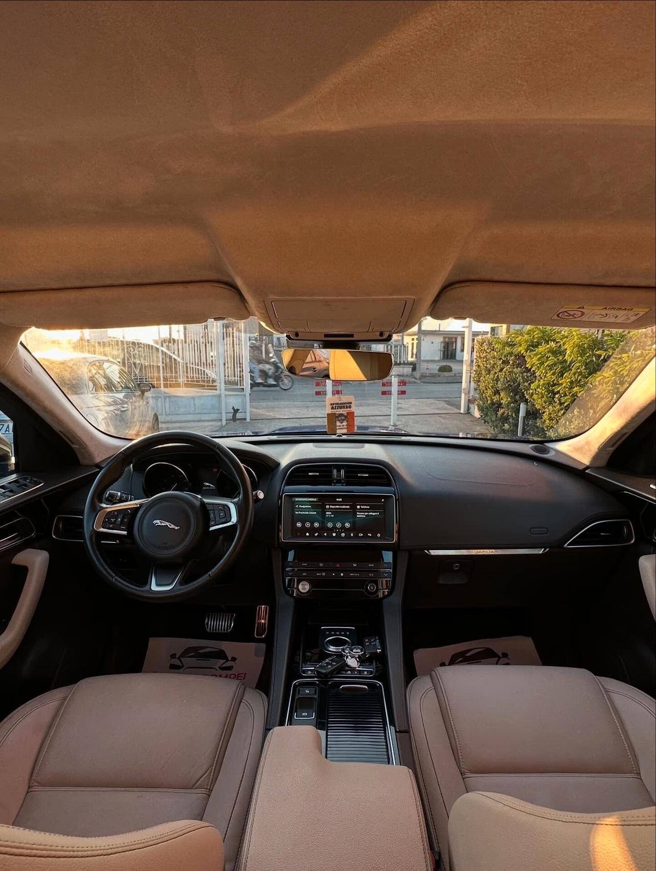 Jaguar F-Pace 2.0 D 180 CV AWD aut. Portfolio