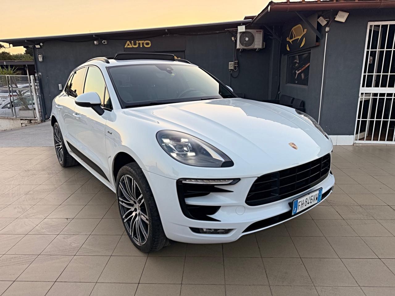 Porsche Macan 3.0 S Diesel Extra Full Perfette Condizioni Garanzia 12 Mesi