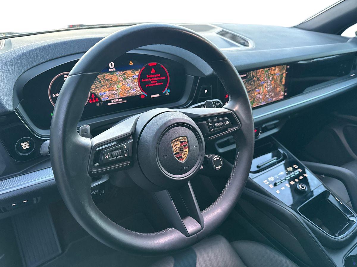 PORSCHE Cayenne 3.0 tiptronic