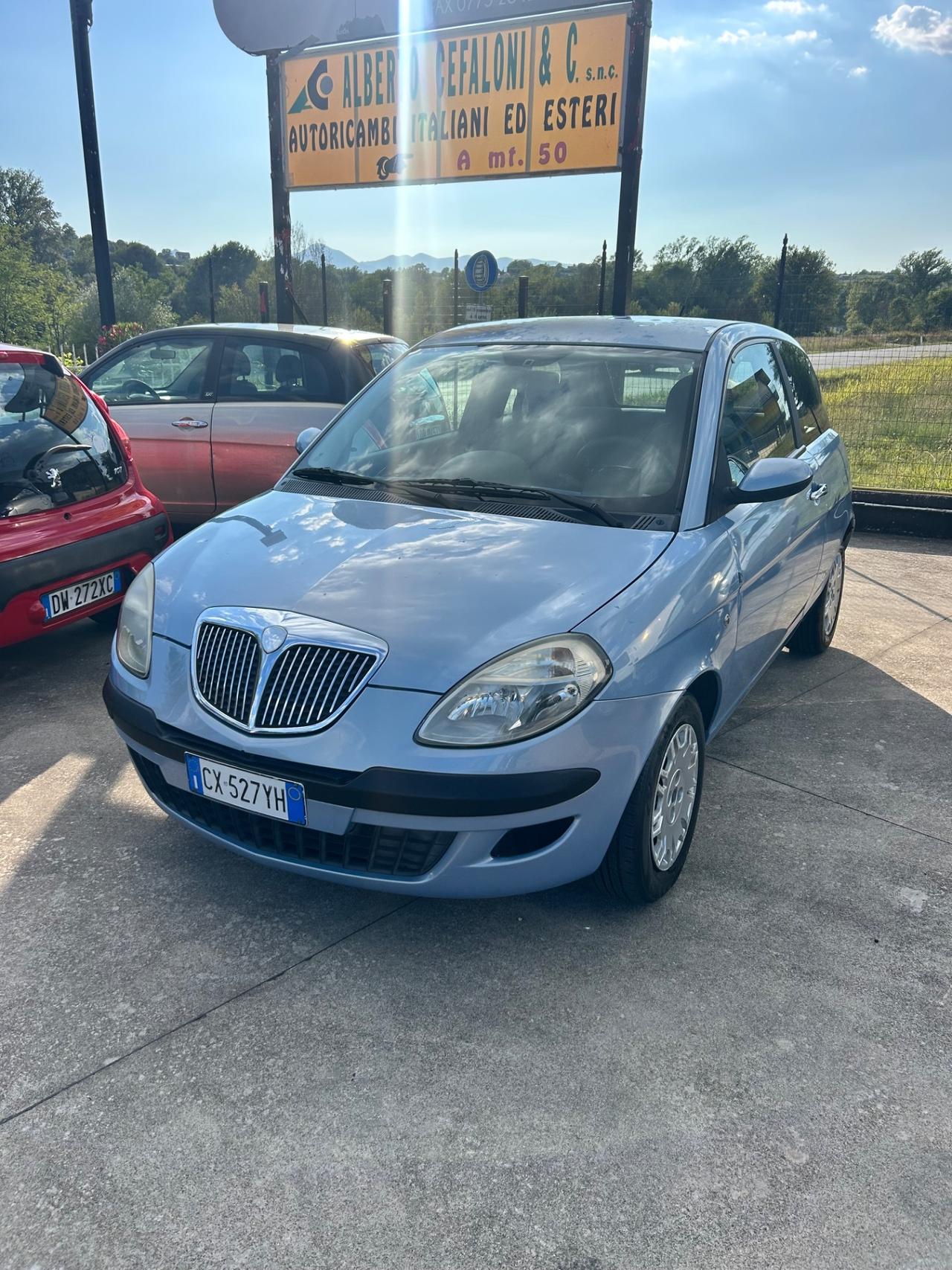 Lancia Ypsilon 1.2 Argento