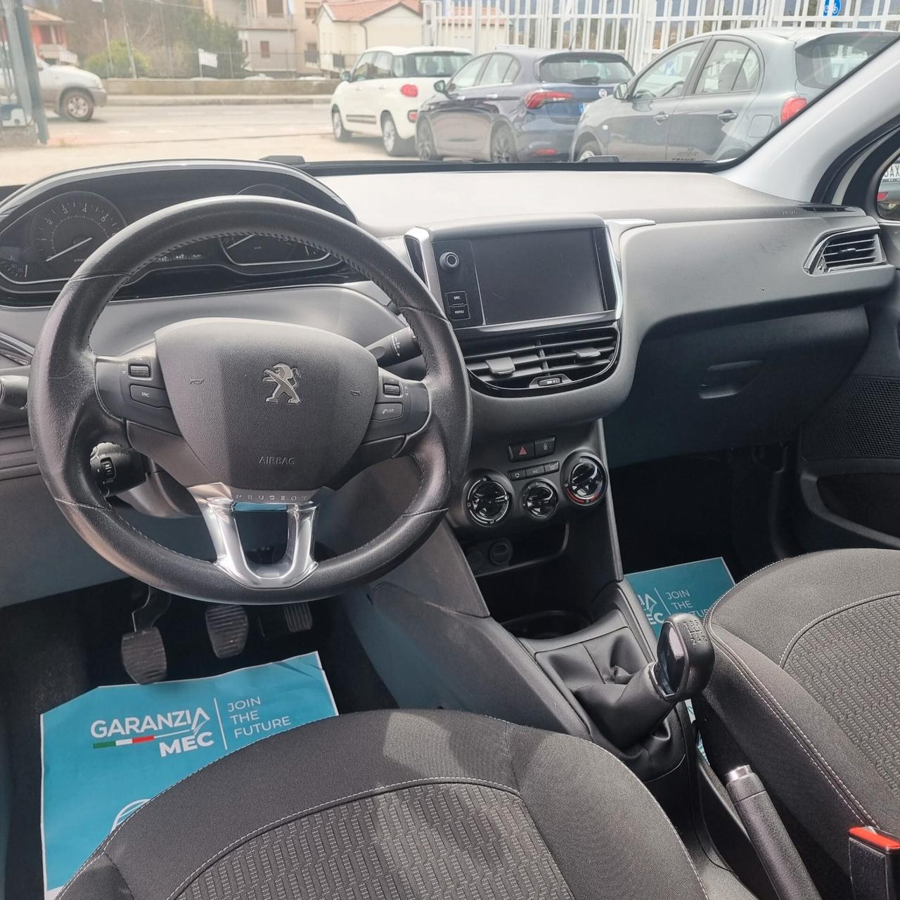 Peugeot 208 82cv 5 porte Allure