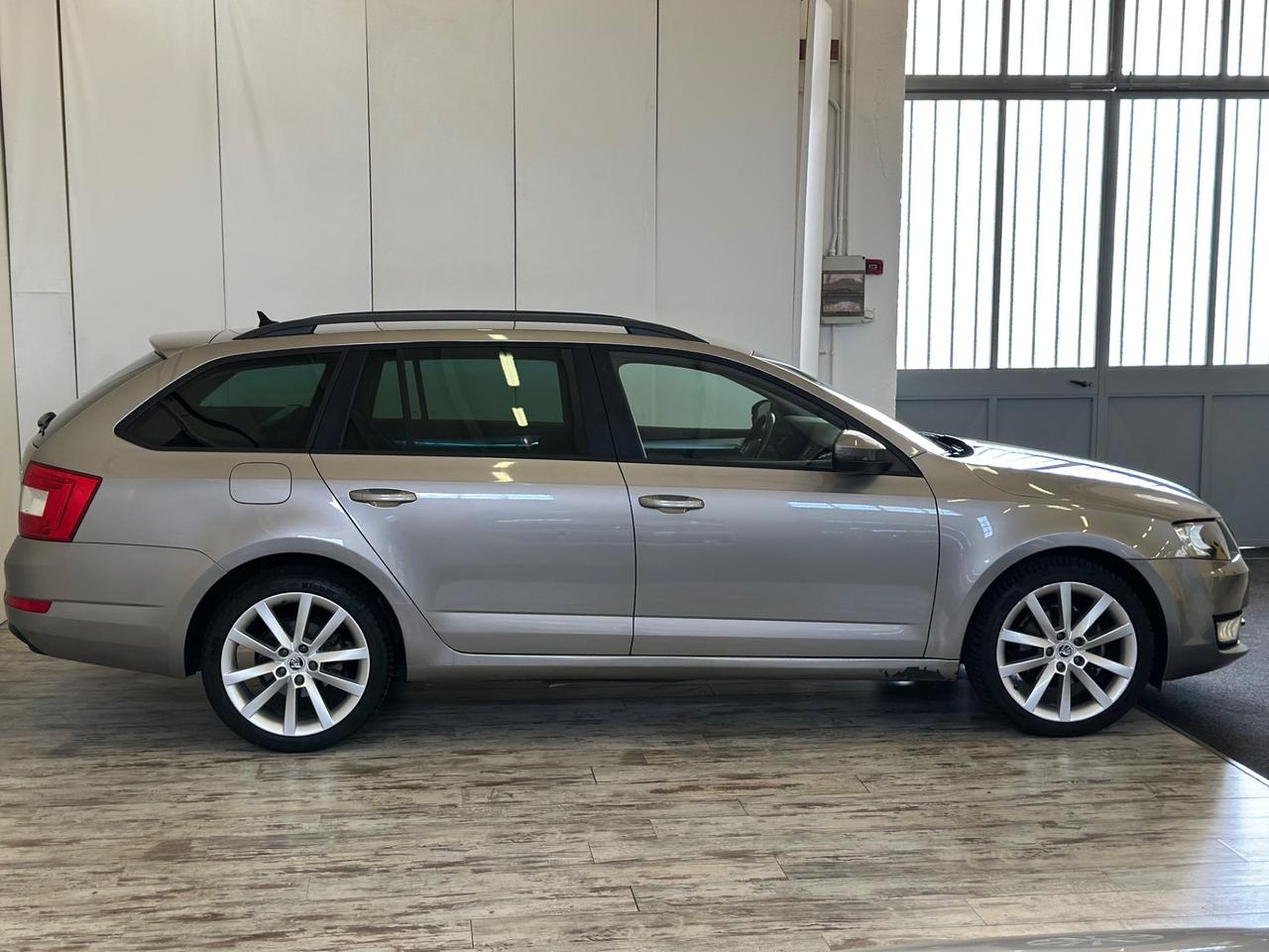 Skoda Octavia 1.6 TDI CR 110 CV 4x4 Wagon Executive