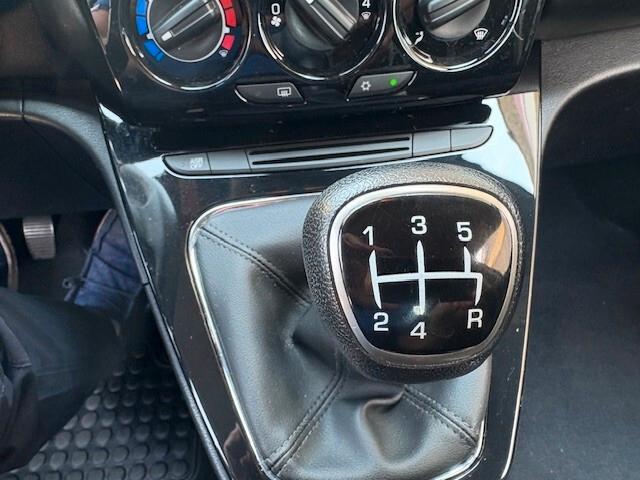 Lancia Ypsilon 1.2 69 CV 5 porte GPL Ecochic Gold