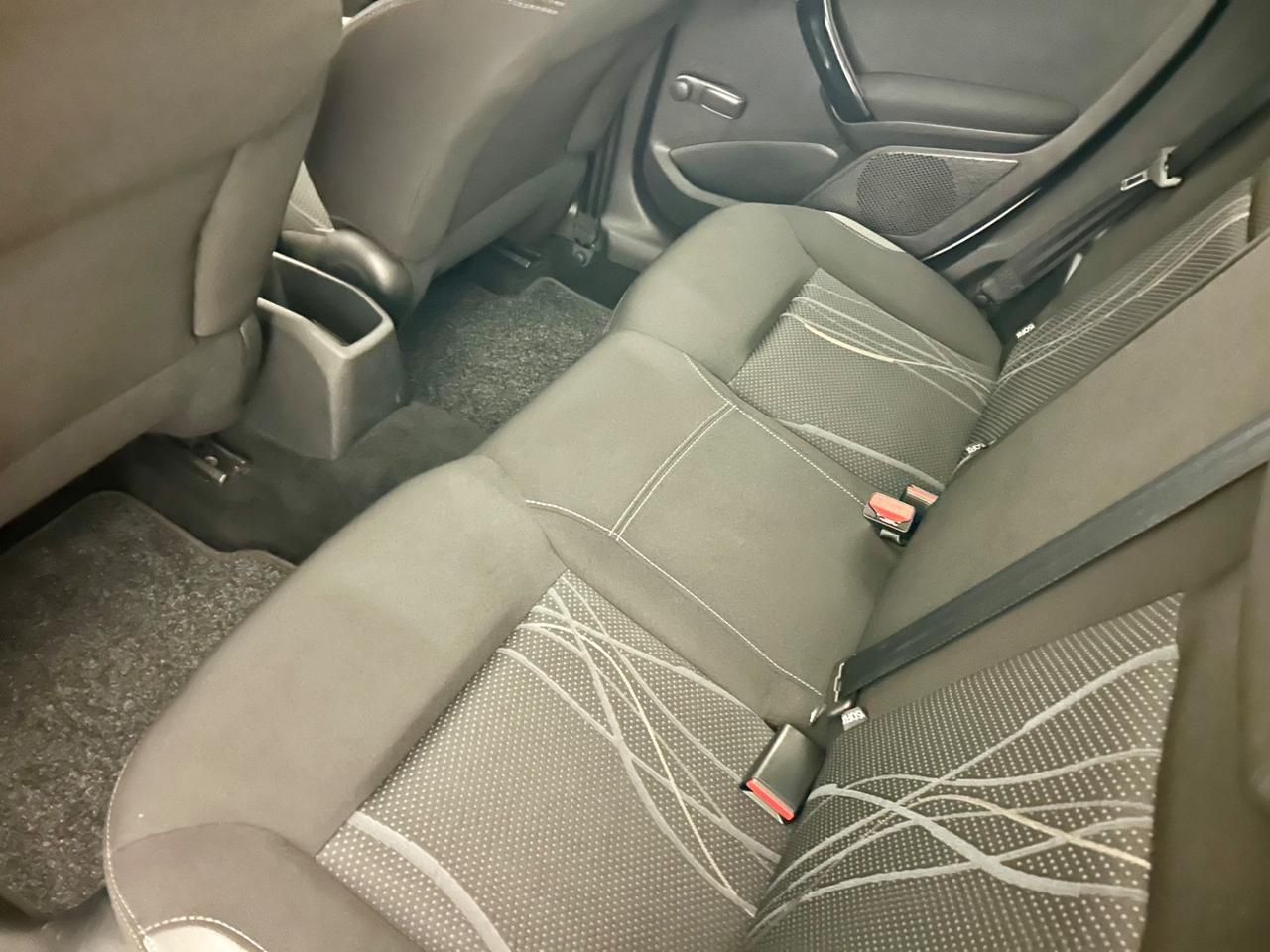 Peugeot 208 PureTech 82 5 porte Allure