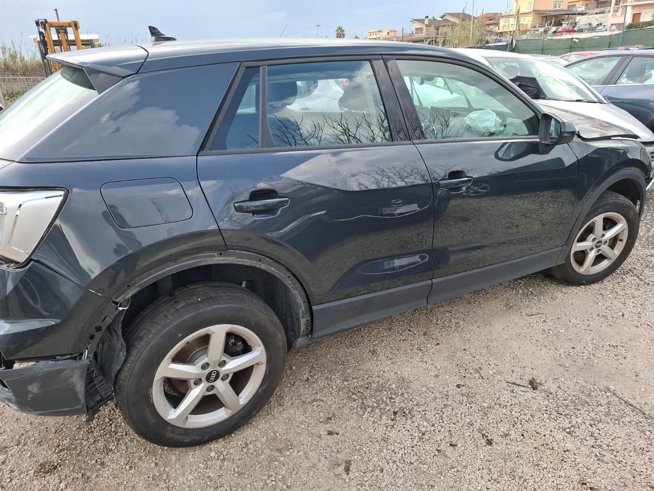 AUDI Q2 35 TDI QUATTRO STRONIC IDENTITY SINISTRATA