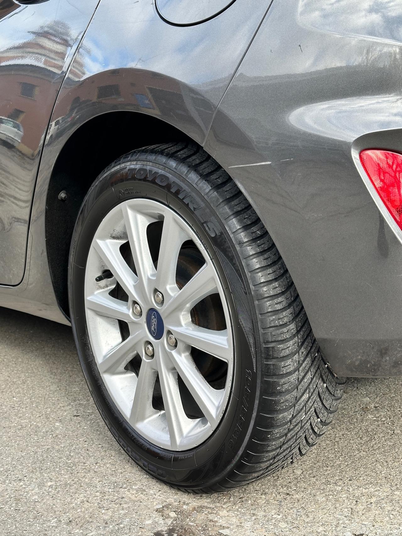 Ford Fiesta 1.5 EcoBlue 5 porte Vignale