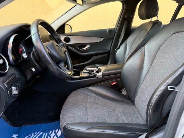 MERCEDES-BENZ C 220 d Auto Premium