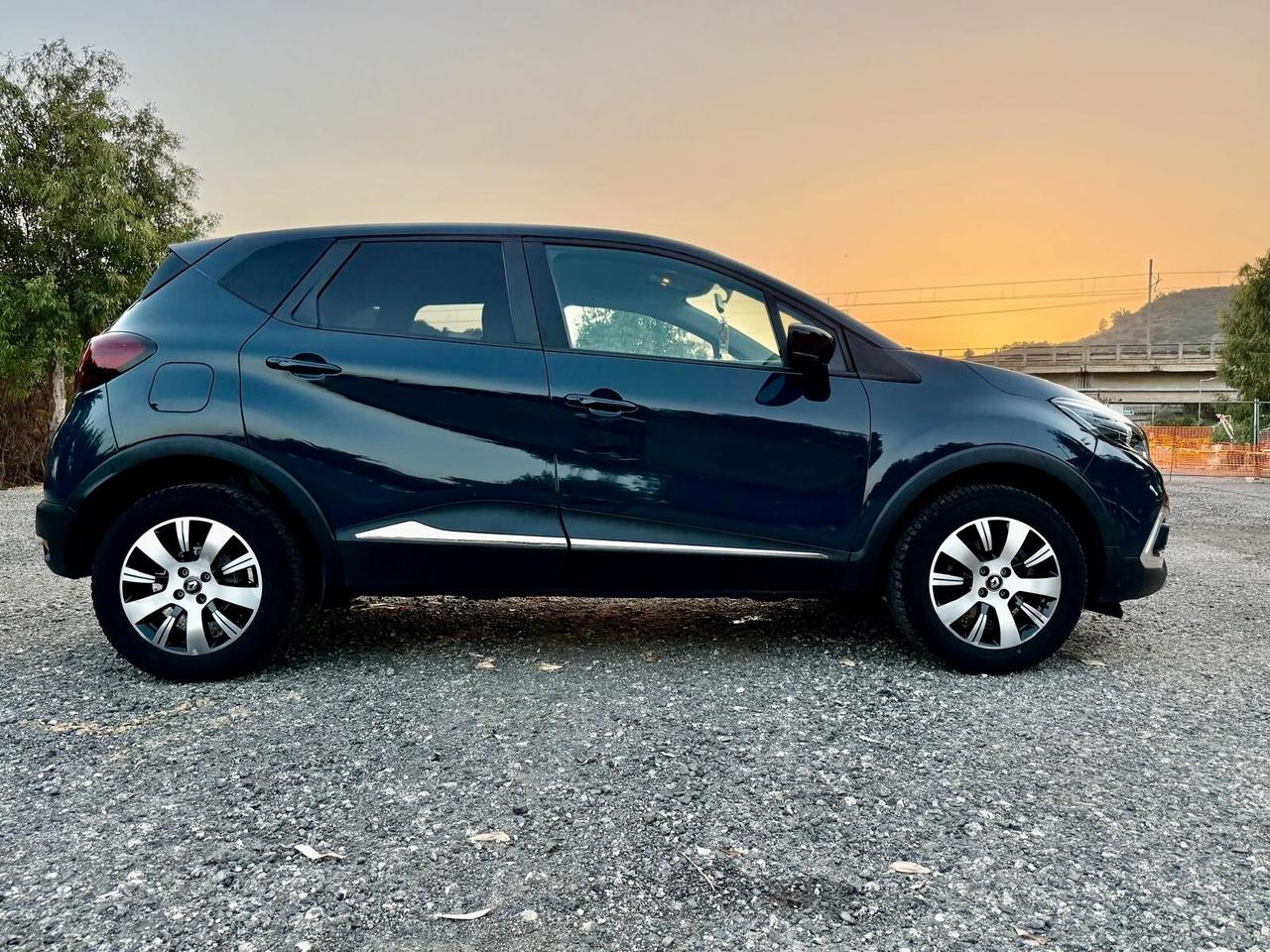 RENAULT CAPTUR 8V 90 CV SPORT EDITION