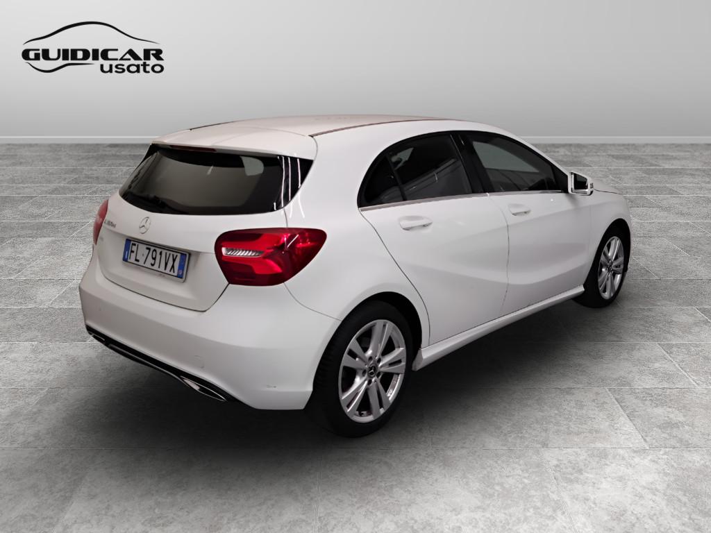 Mercedes-Benz Classe A - W176 - A 180 d Sport auto my16