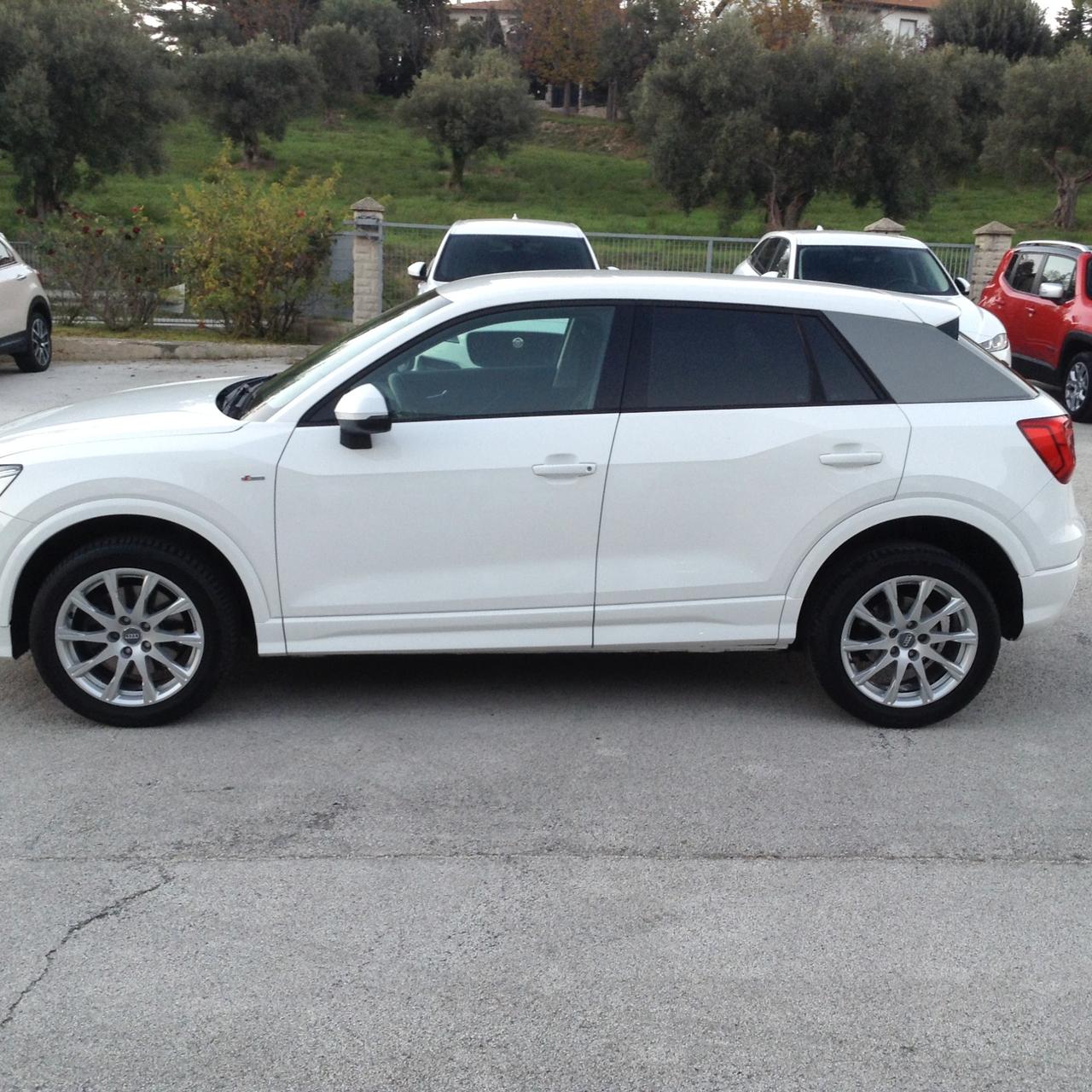 Audi Q2 2.0 TDI quattro S tronic Design