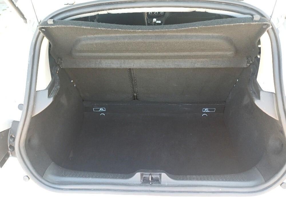 Renault Clio dCi 8V 75 CV 5 porte Moschino Zen